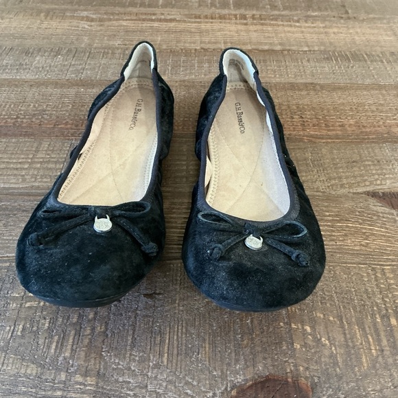 G.H. Bass & Co. Women's Black Suede Flats - Picture 2 of 5